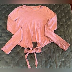 LULULEMON Front Tie Top!